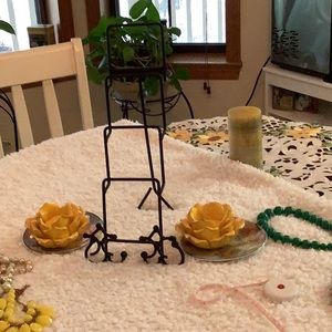 Plate rack or holder